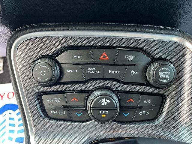 2018 Dodge Challenger 36