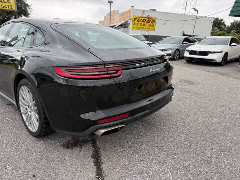 2017 Porsche Panamera