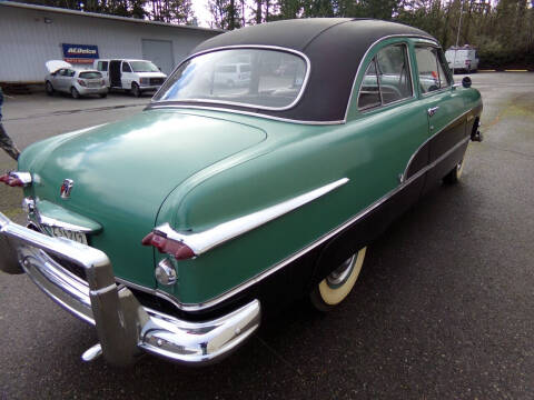 1951 Ford Crestline