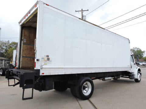 2012 Freightliner M2 106