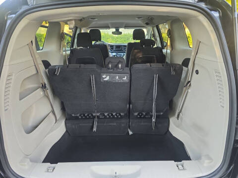 2017 Chrysler Pacifica LX