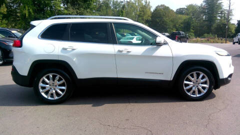 2015 Jeep Cherokee for sale at Mark's Discount Truck & Auto in Londonderry NH