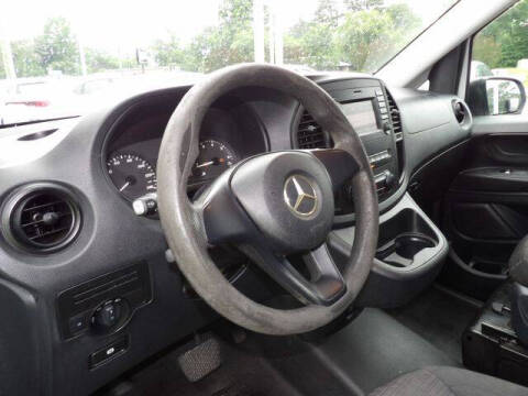 2016 Mercedes-Benz Metris Passenger