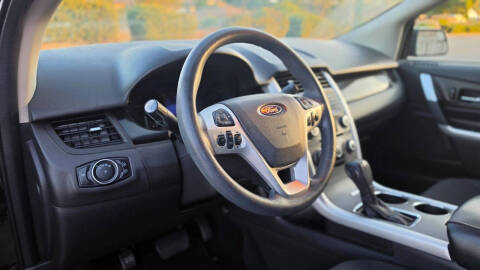 2013 Ford Edge SE