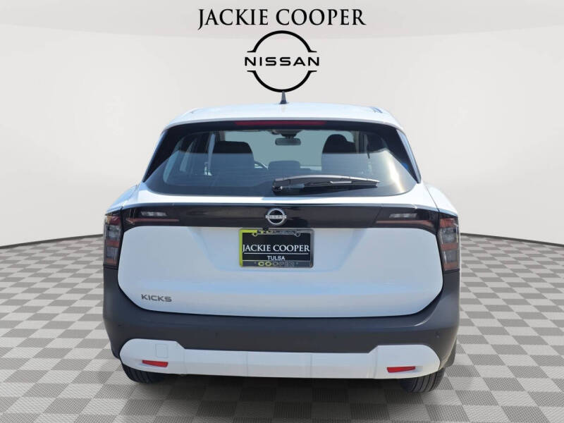 2026 Nissan Kicks S