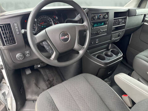 2024 GMC Savana 2500
