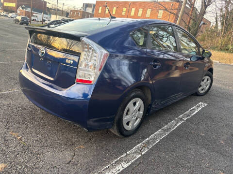 2011 Toyota Prius Two