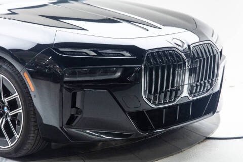 2023 BMW 7 Series 740i