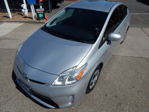 2014 Toyota Prius Three