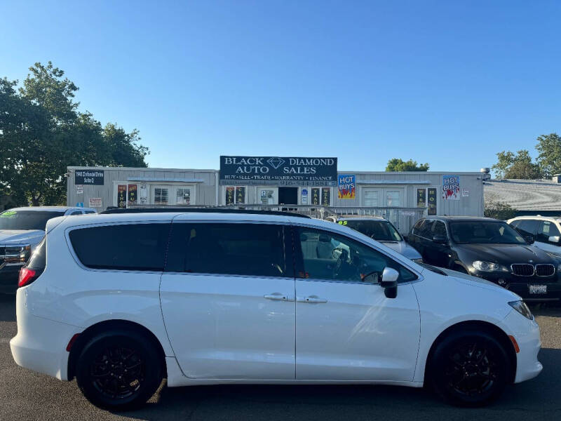 2021 Chrysler Voyager LXi