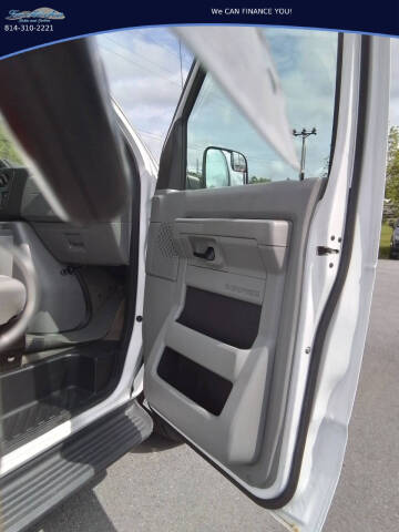 2011 Ford E-Series E-150