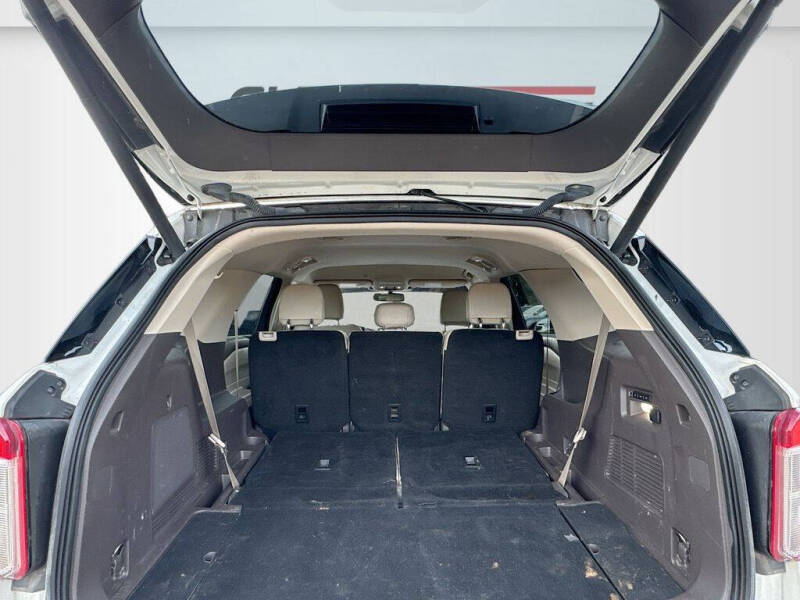 2022 Ford Explorer Platinum