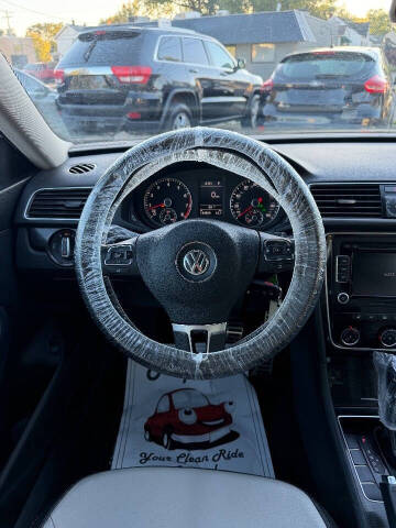 2015 Volkswagen Passat 1.8T SE