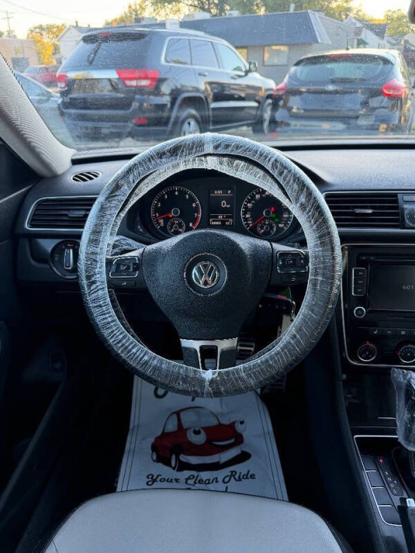 2015 Volkswagen Passat 1.8T SE