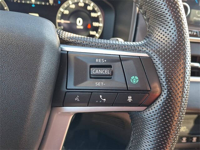 2024 Mitsubishi Outlander PHEV SE