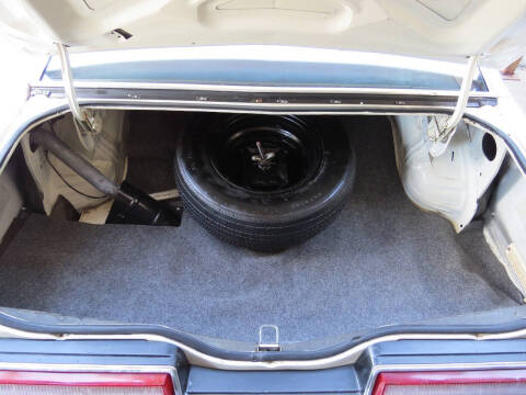 1977 Ford Thunderbird