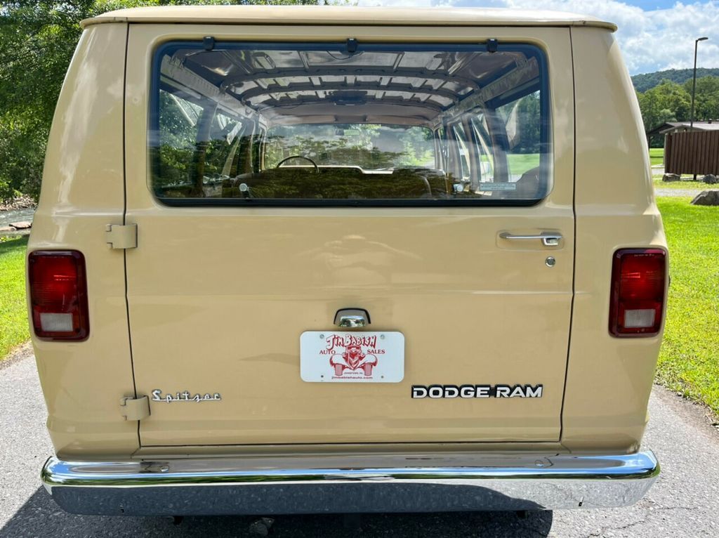 1981 Dodge Ram Van 7