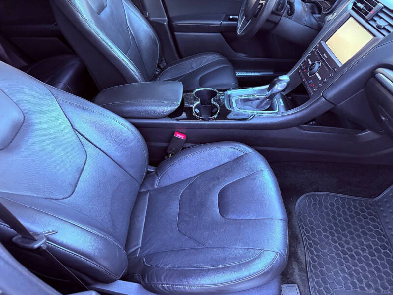 2016 Ford Fusion Titanium