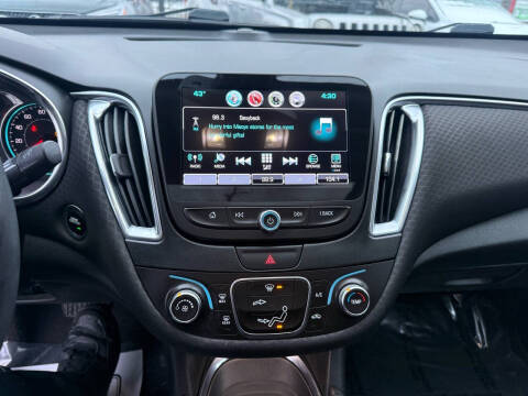 2017 Chevrolet Malibu LT