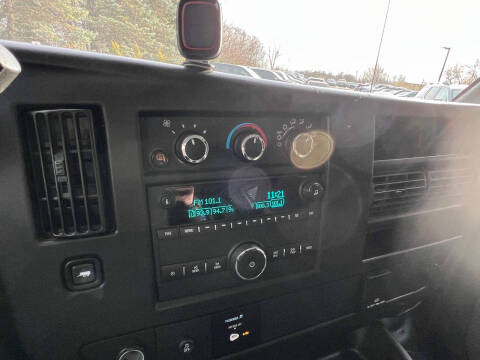 2024 GMC Savana 2500