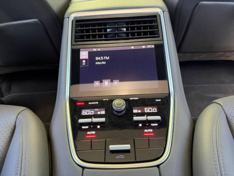 2018 Porsche Panamera