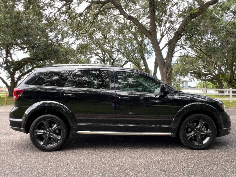 2019 Dodge Journey Crossroad