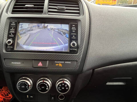 2022 Mitsubishi Outlander Sport ES