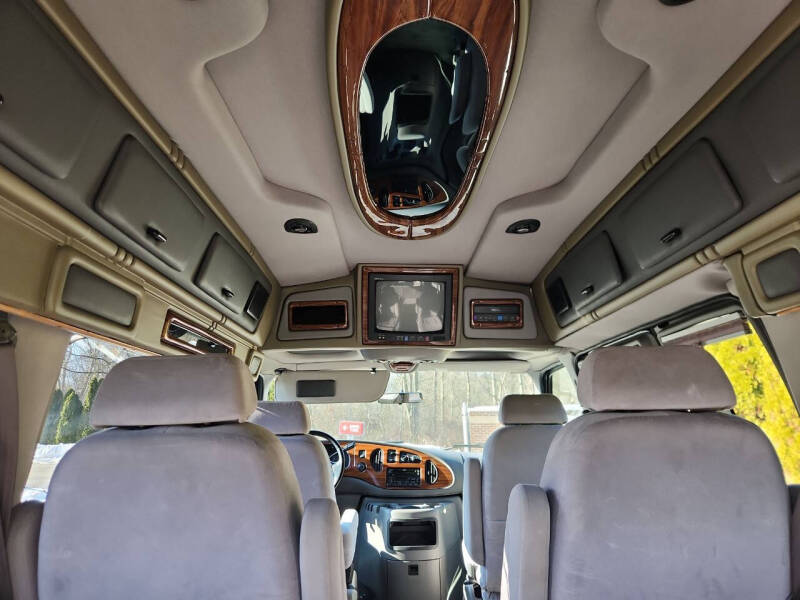 2002 Ford E-Series E-150