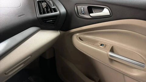 2015 Ford C-MAX Hybrid SE