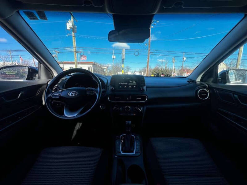 2020 Hyundai Kona SEL