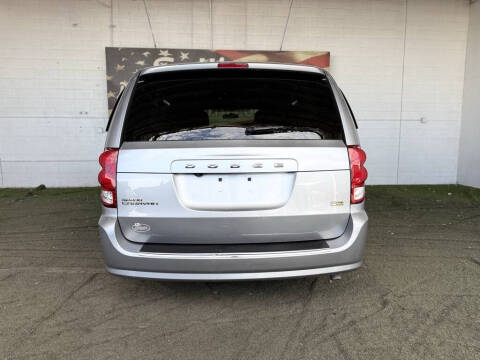 2017 Dodge Grand Caravan SE