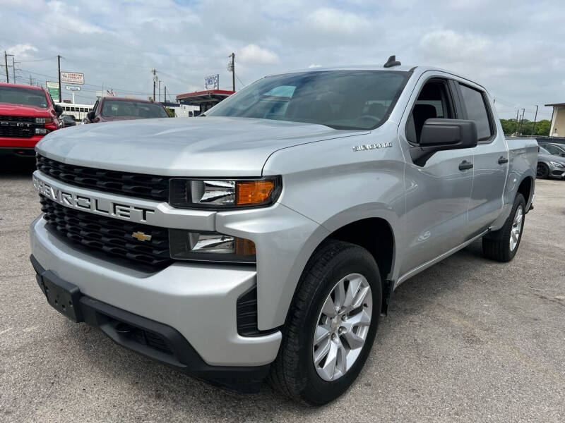 Used 2021 Chevrolet Silverado 1500 Custom with VIN 3GCPWBEK3MG249123 for sale in Garland, TX