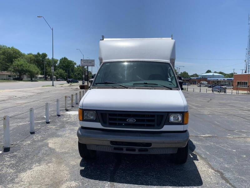 2007 Ford E-Series for sale at Kansas City Motors in Kansas City MO