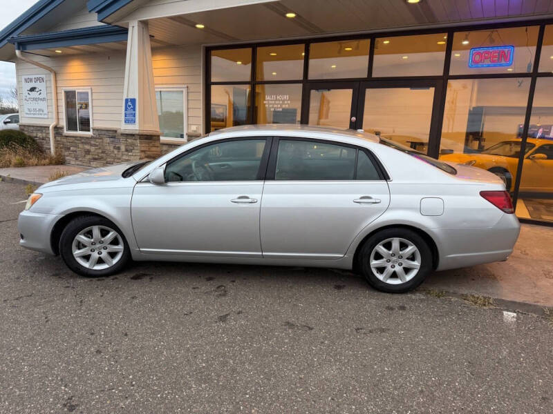 2009 Toyota Avalon XLS