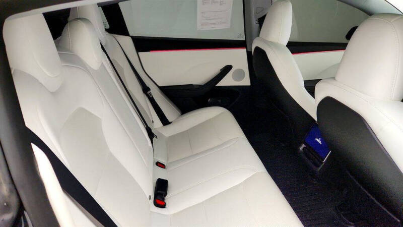 2025 Tesla Model 3 Long Range