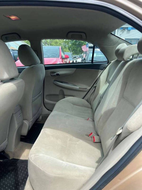 2012 Toyota Corolla LE