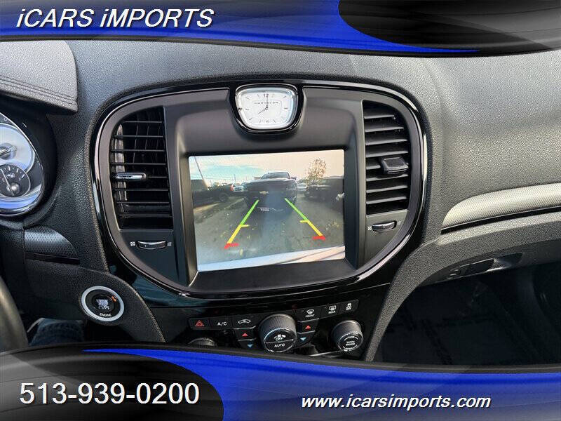 2013 Chrysler 300 Glacier Edition