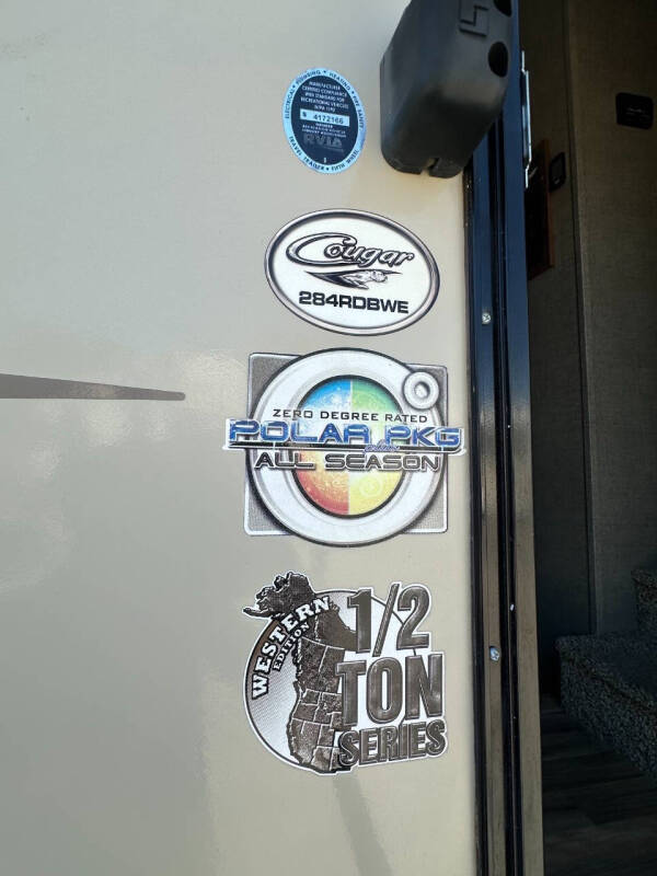 2017 Keystone RV COUGAR 284RDBWE
