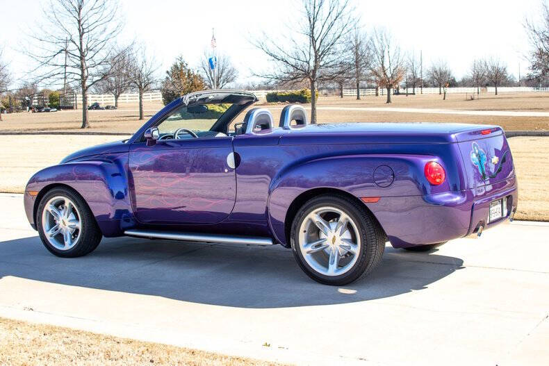 2004 Chevrolet SSR LS