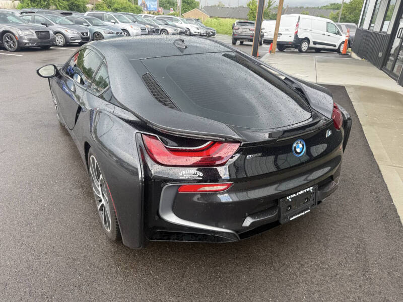 2016 BMW i8