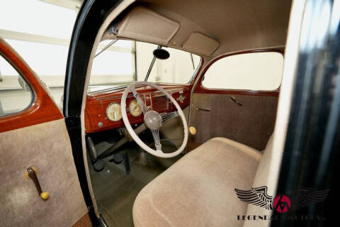 1939 Ford Deluxe