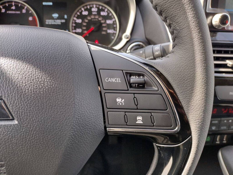 2026 Mitsubishi Eclipse Cross SE
