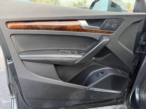 2018 Audi Q5 2.0T quattro Prestige