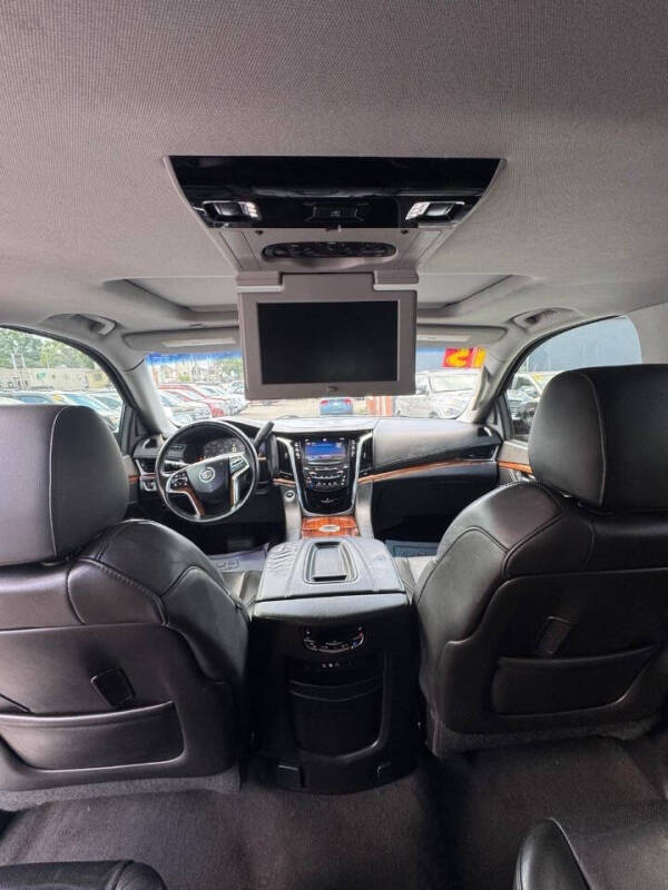 2015 Cadillac Escalade ESV Premium