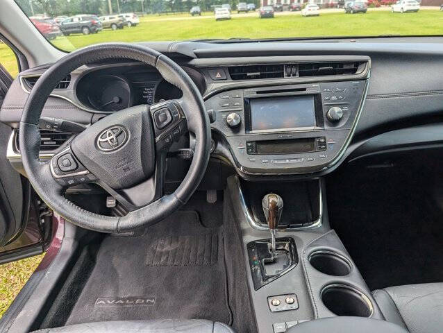 2017 Toyota Avalon XLE