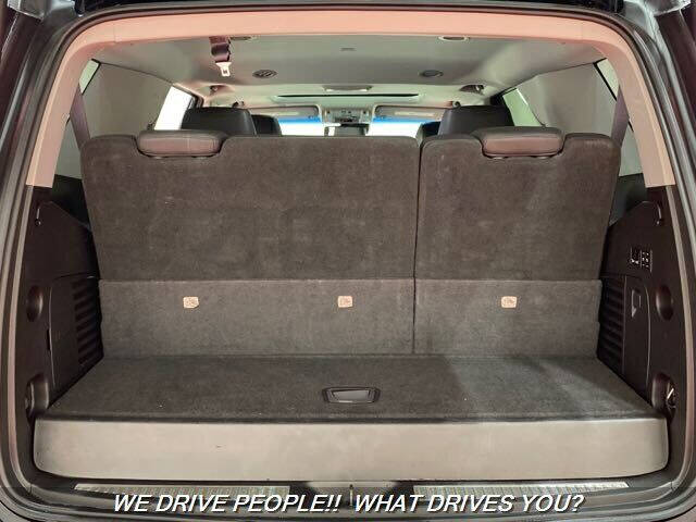 2016 Cadillac Escalade Luxury Collection