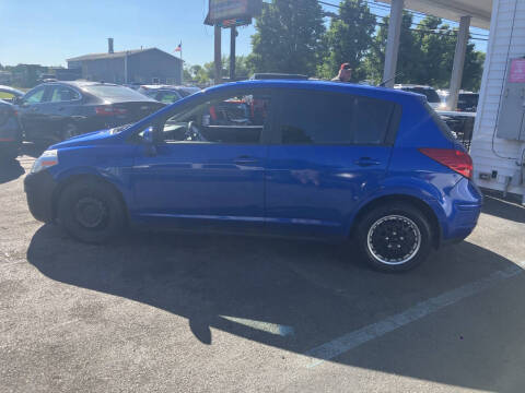 2010 Nissan Versa 1.8 S