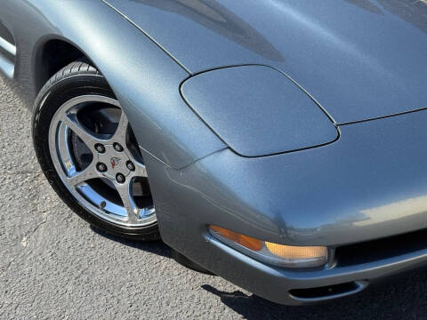 2003 Chevrolet Corvette