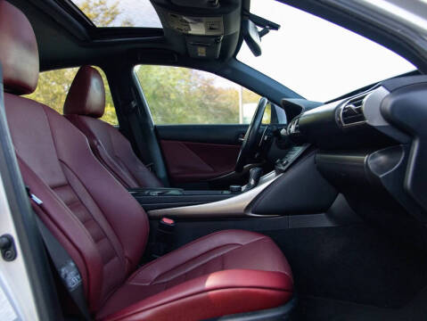 2016 Lexus IS 200t