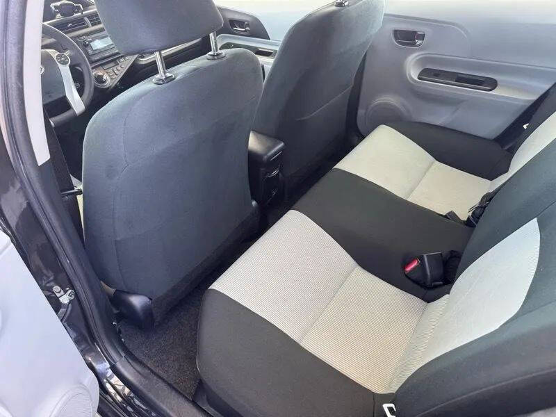 2014 Toyota Prius c